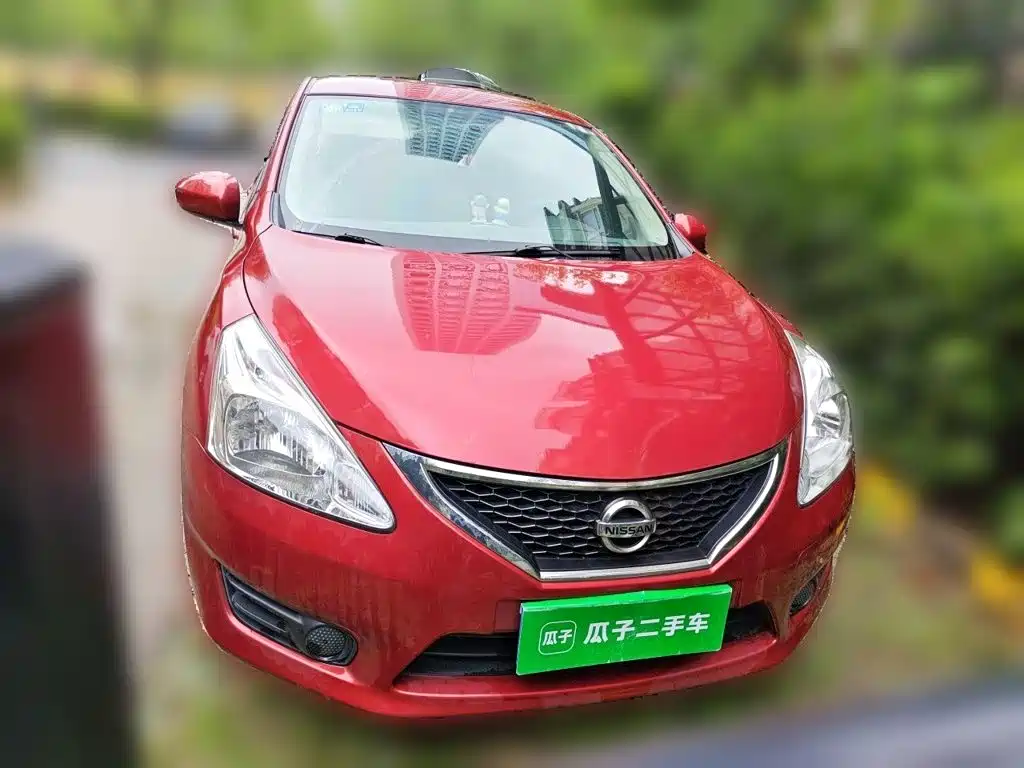 Tiida 1.6 L CVT Comfort