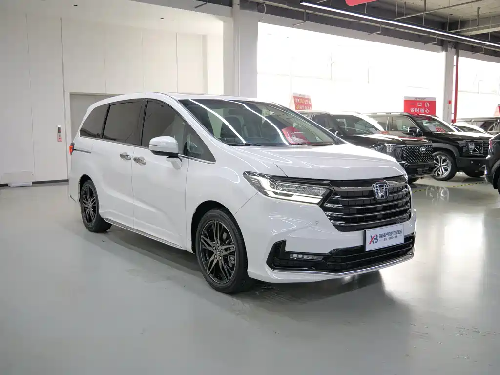 Odyssey 2.0 L e:HEV Sharp· Shine Enjoyment