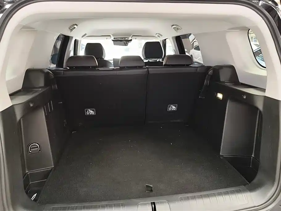 BAIC BJ30 北京越野BJ30 2026款 旅行家 1.5 T DCT两驱标准版