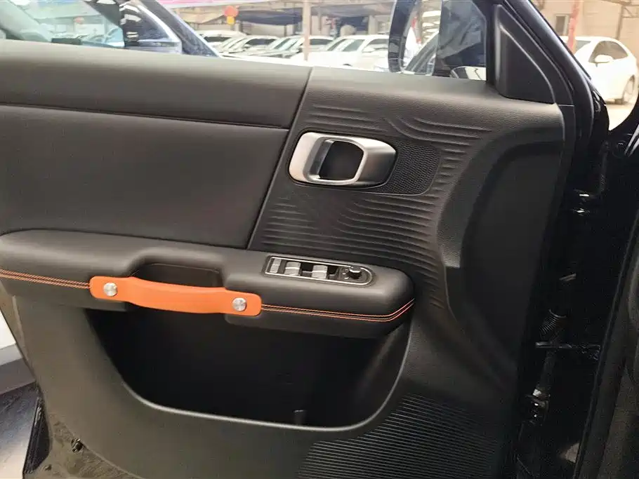 BAIC BJ30 北京越野BJ30 2026款 旅行家 1.5 T DCT两驱标准版