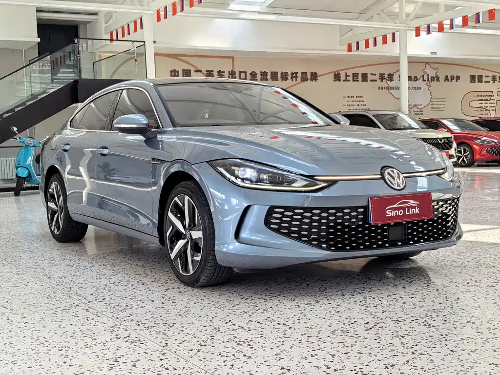 Lamando Lamando L 280 TSI DSG Spicy Cool