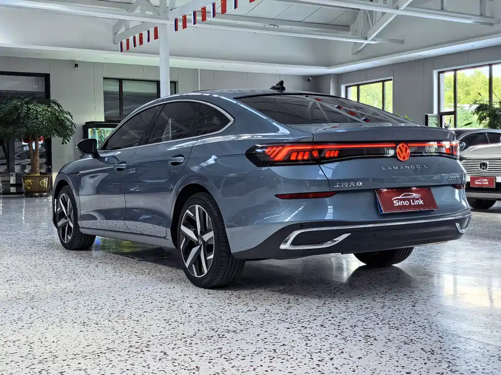 Lamando Lamando L 280 TSI DSG Spicy Cool