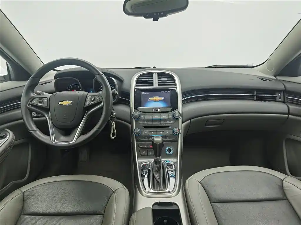Malibu 2.0 L Auto Luxury