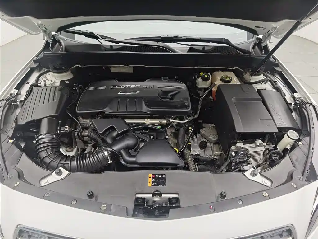 Malibu 2.0 L Auto Luxury