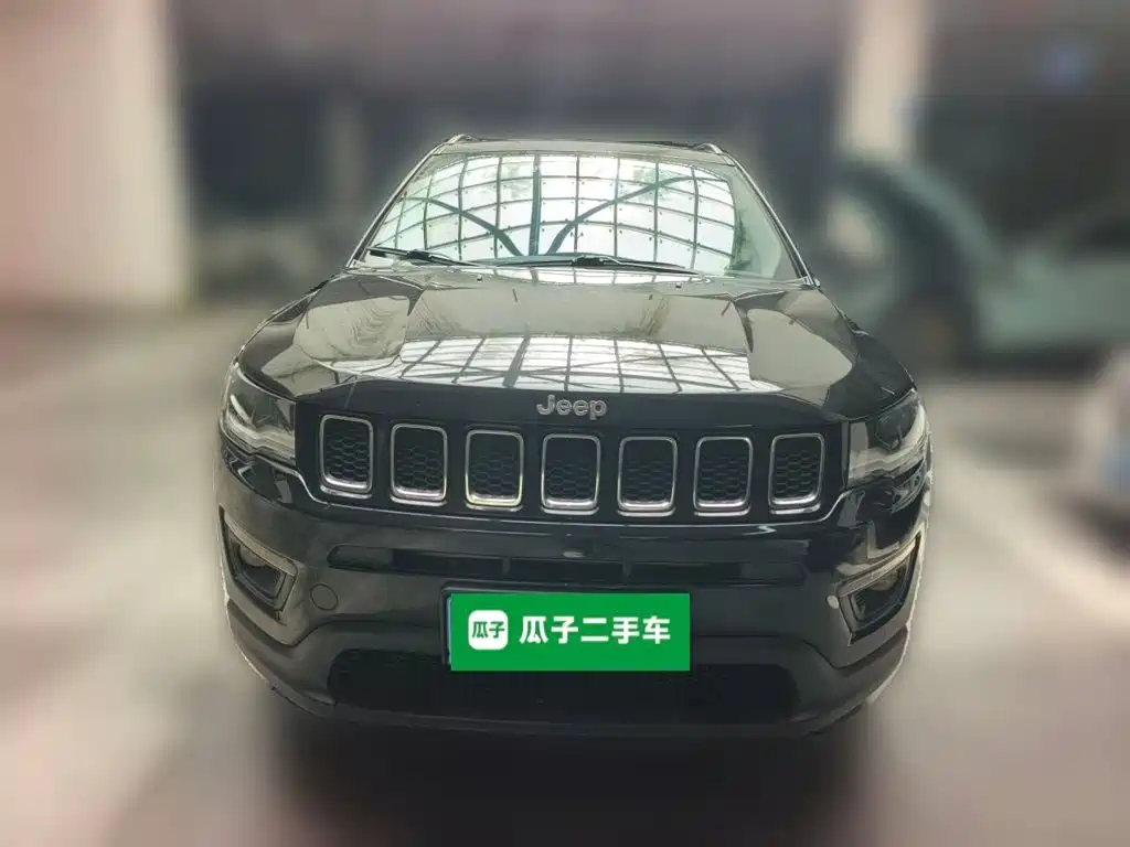 Compass 220 T Auto Home Enjoyment 4 WD