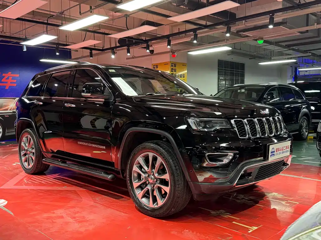 Grand Cherokee (Import) 大切诺基进口 2019款 3.6 L 精英导航版