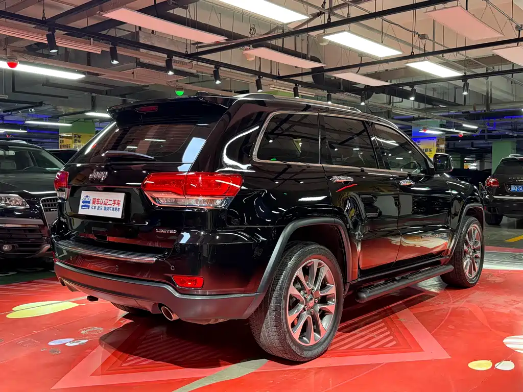 Grand Cherokee (Import) 大切诺基进口 2019款 3.6 L 精英导航版