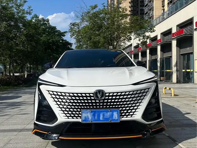 Changan UNI-T 1.5 T Sport Distinguished