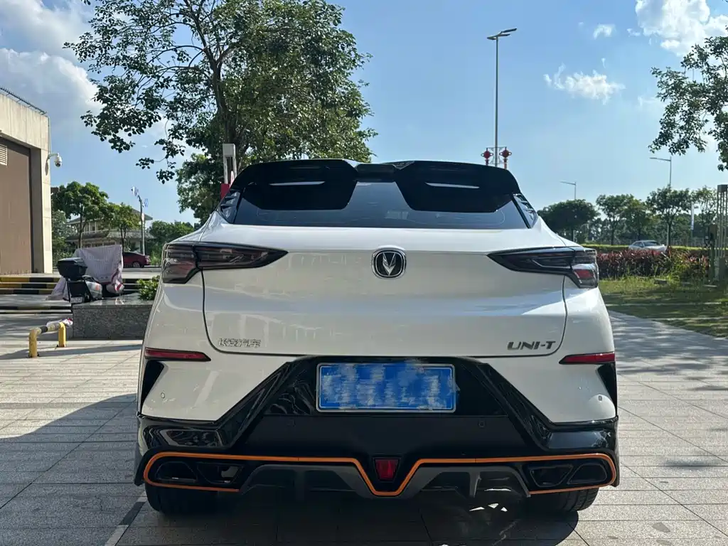 Changan UNI-T 1.5 T Sport Distinguished