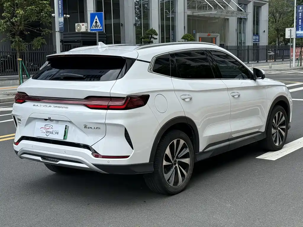 Song PLUS NEV Glory DM-i 110 km Flagship PLUS
