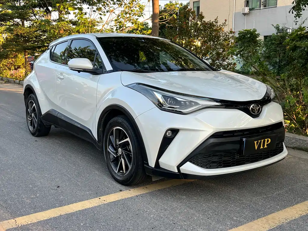 Toyota C-HR 2.0 L Luxury