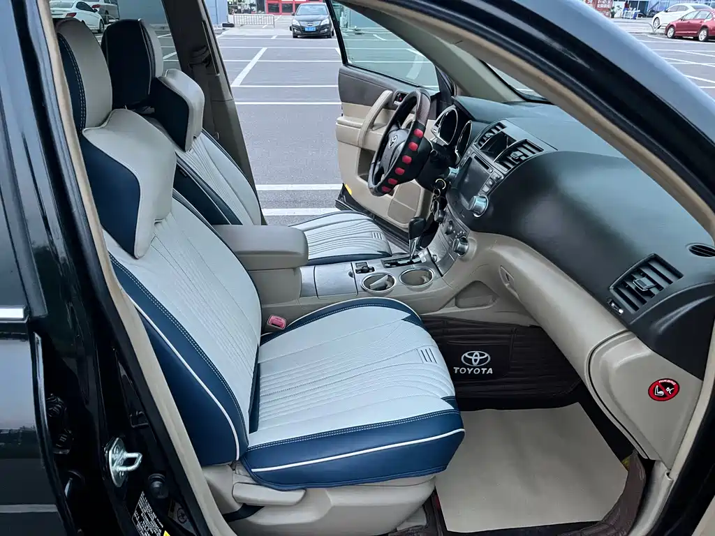 Highlander 2.7 L 2 WD 5-seat Elite