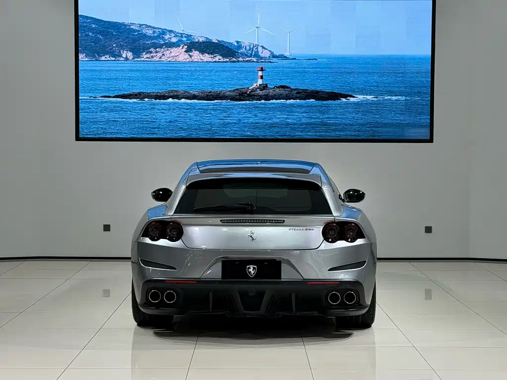 GTC4 Lusso 3.9 T V8