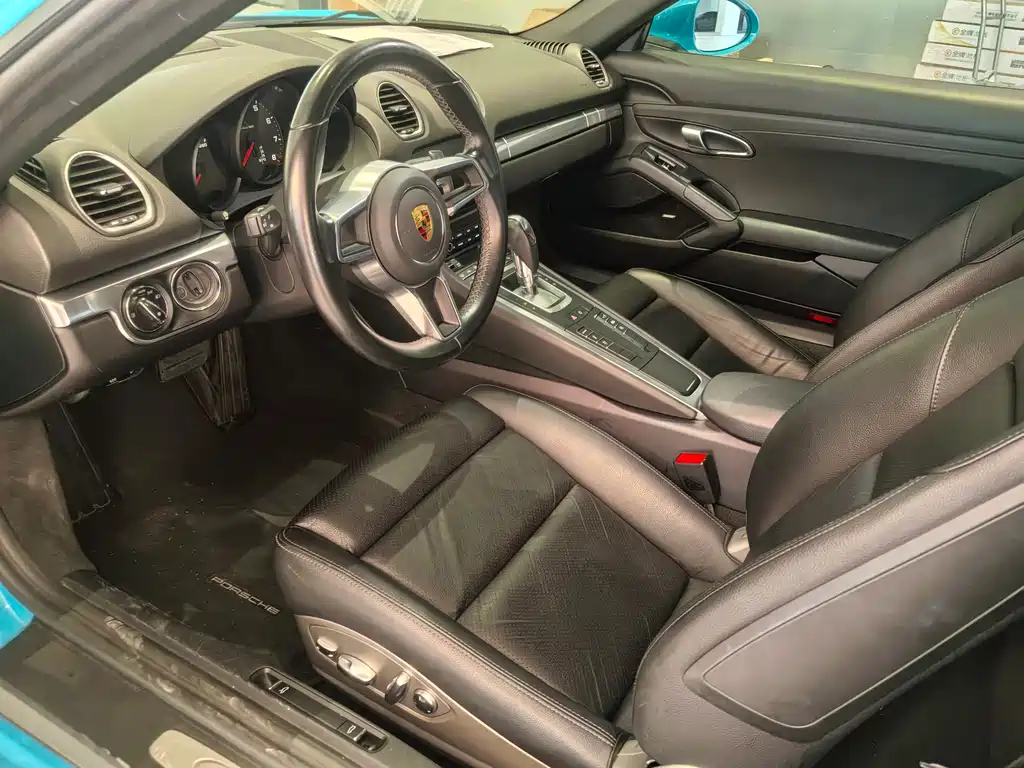 Porsche 718 Cayman 2.0 T