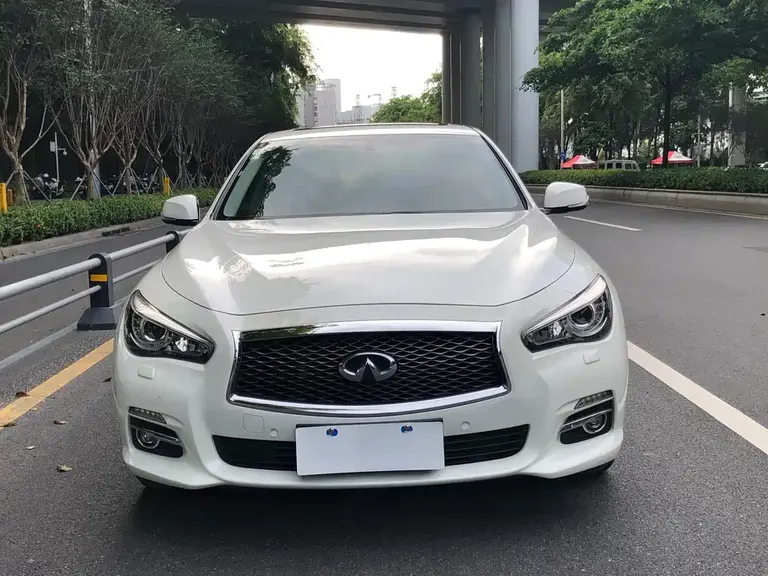 Infiniti Q50 L 2.0 T Joy
