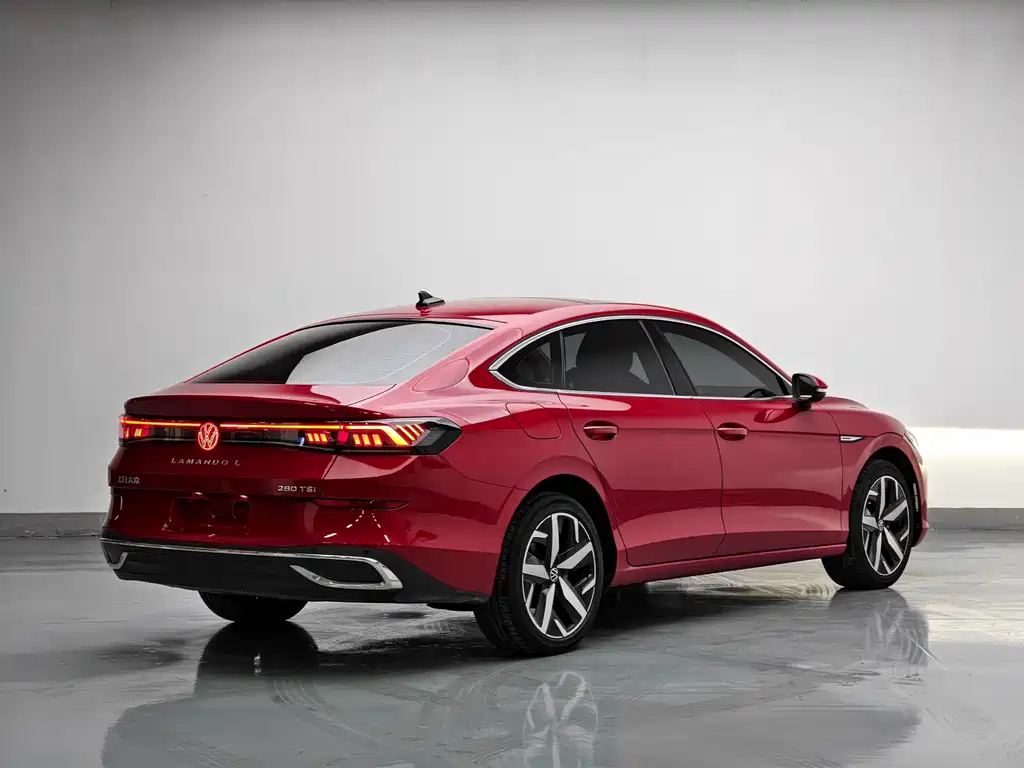 Lamando Lamando L 280 TSI DSG Spicy Cool