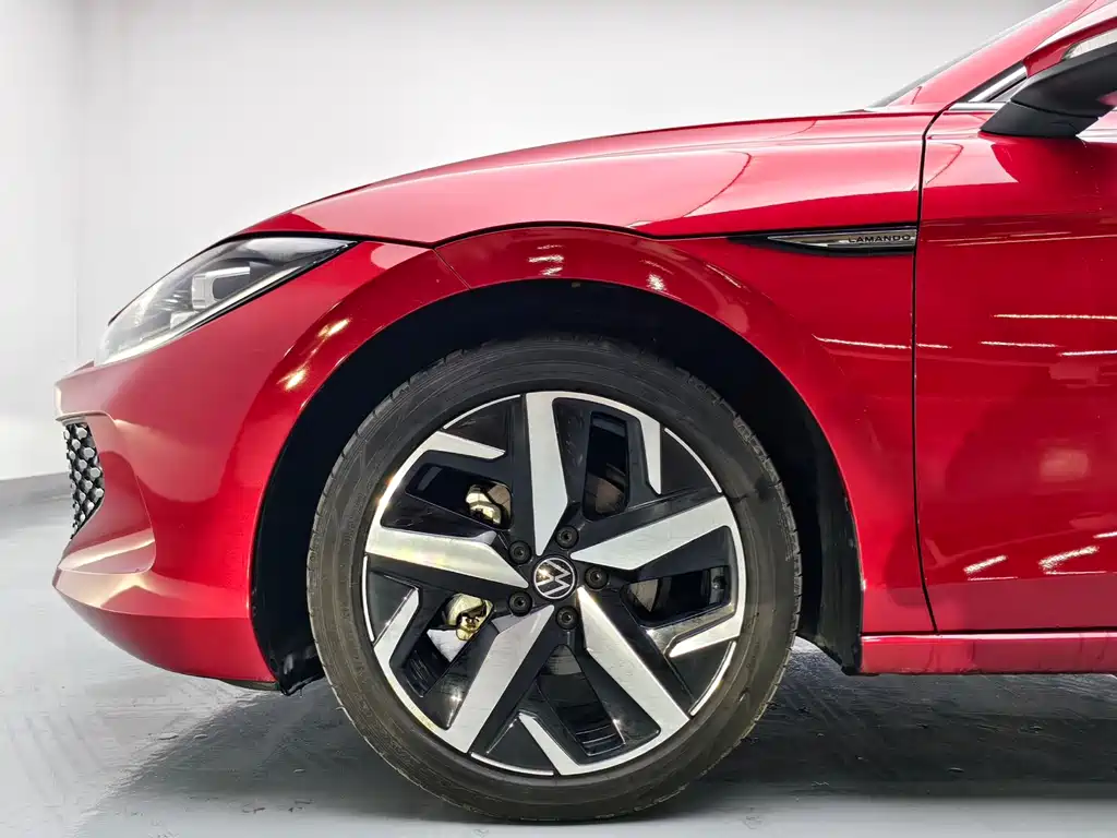 Lamando Lamando L 280 TSI DSG Spicy Cool