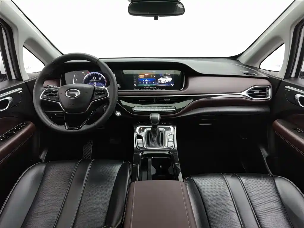GAC Trumpchi M6 PRO 270 T DCT Luxury