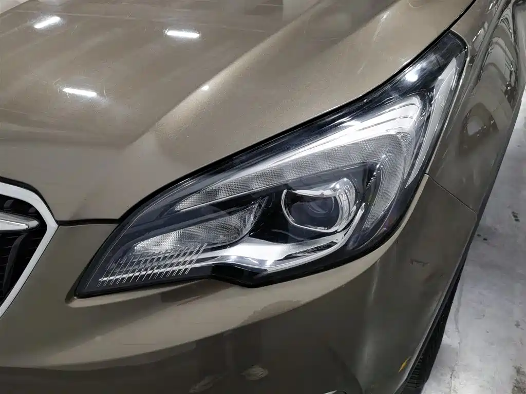 Envision Plus 28 T 4 WD Elite