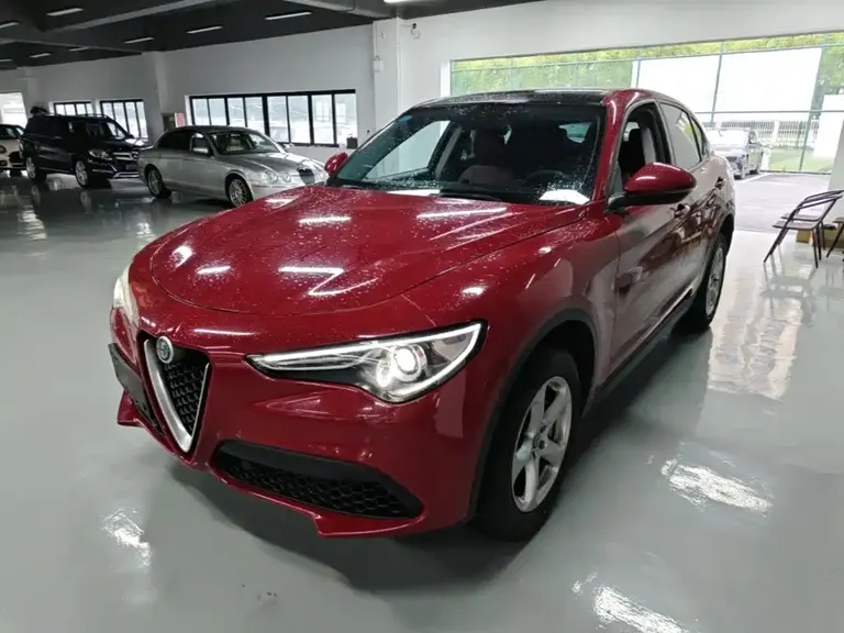 Alfa Romeo Stelvio 2.0 T 200 HP Elite
