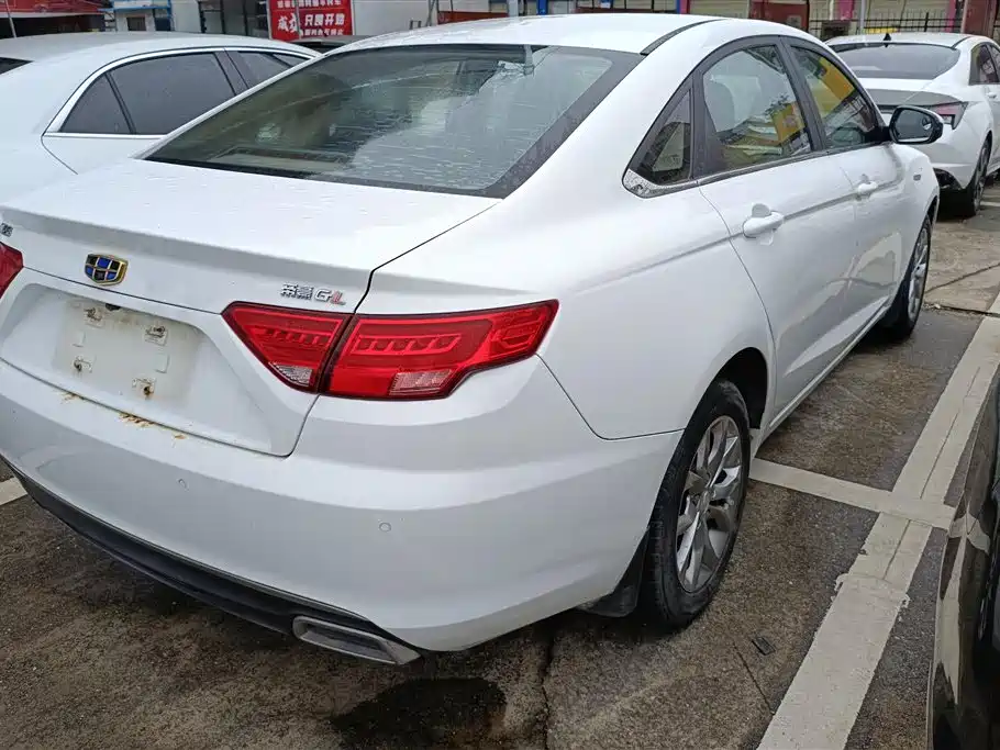 Emgrand GL 1.3 T DCT Elite