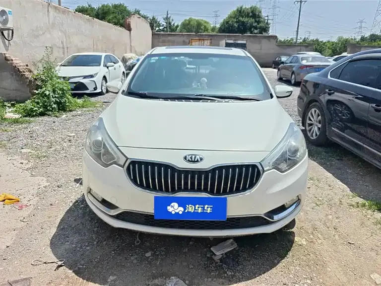 Kia K3 1.6 L Manual GLS