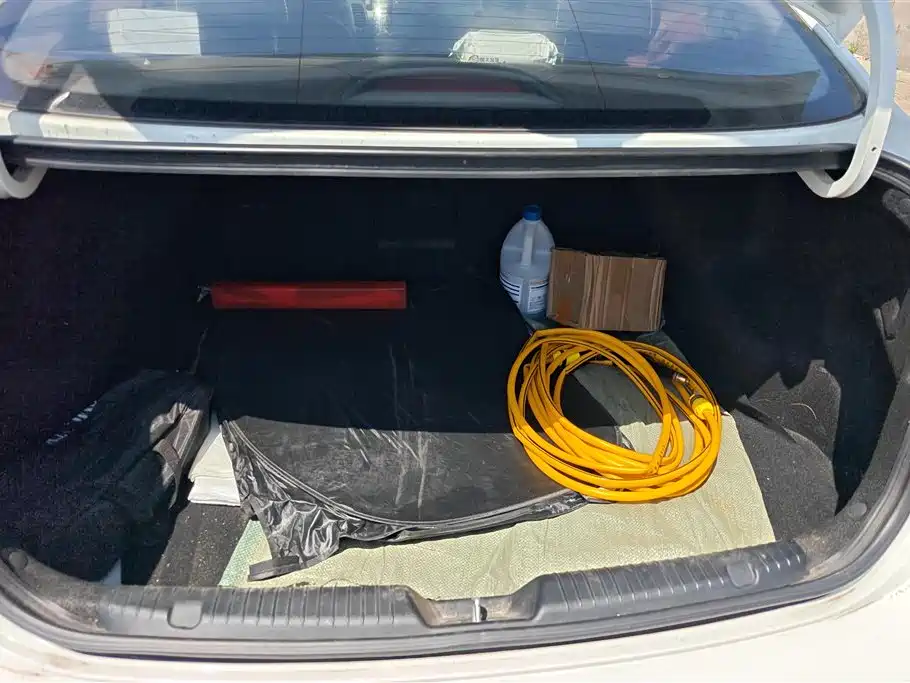 Kia K3 1.6 L Manual GLS