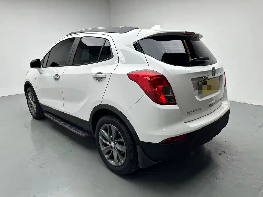 Encore 18 T Auto 2 WD Urban Leading