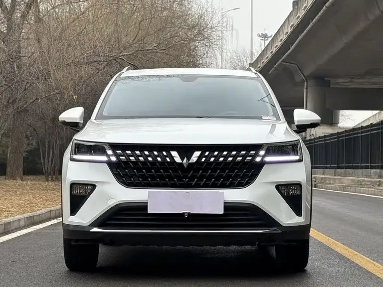 Wuling Xingchi 1.5 L CVT Smooth Cool