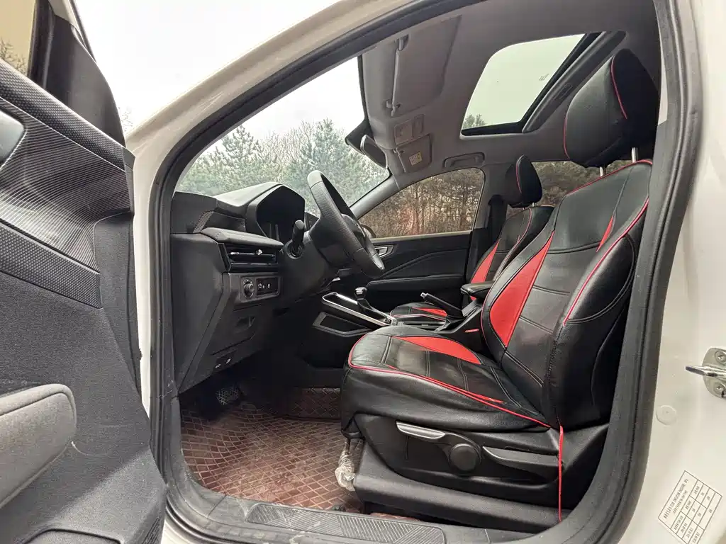 Wuling Xingchi 1.5 L CVT Smooth Cool