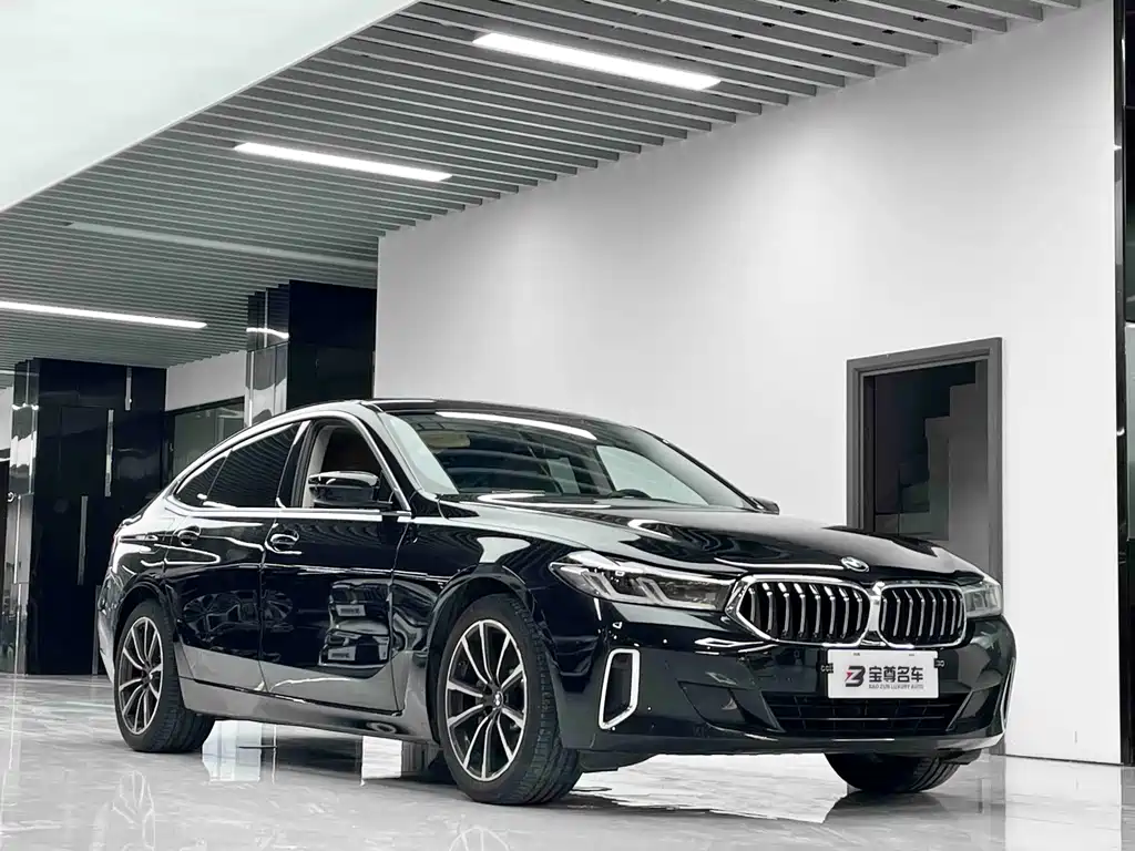 BMW 6 Series GT Facelift 630 i Luxury Design Package