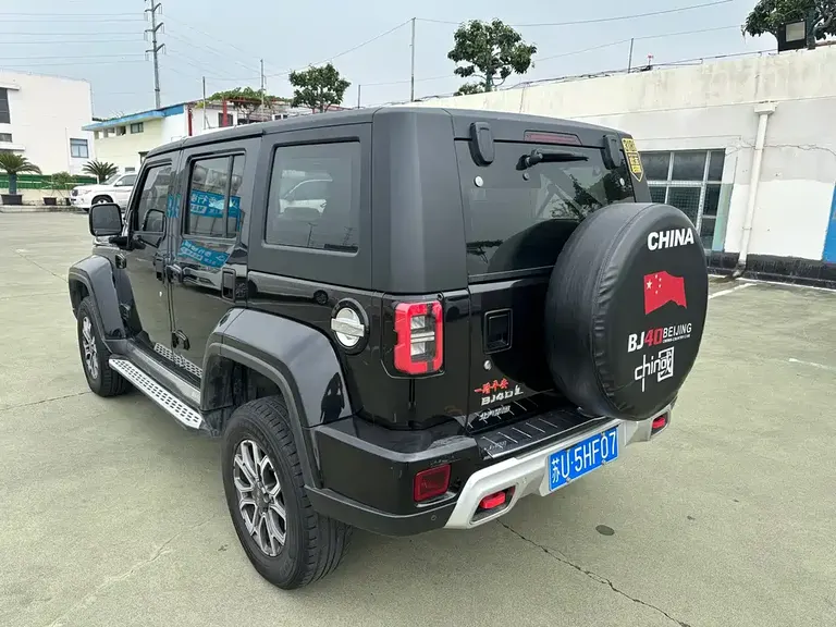 BAIC BJ40 2.0 T Auto 4 WD City Hunter Swordsman