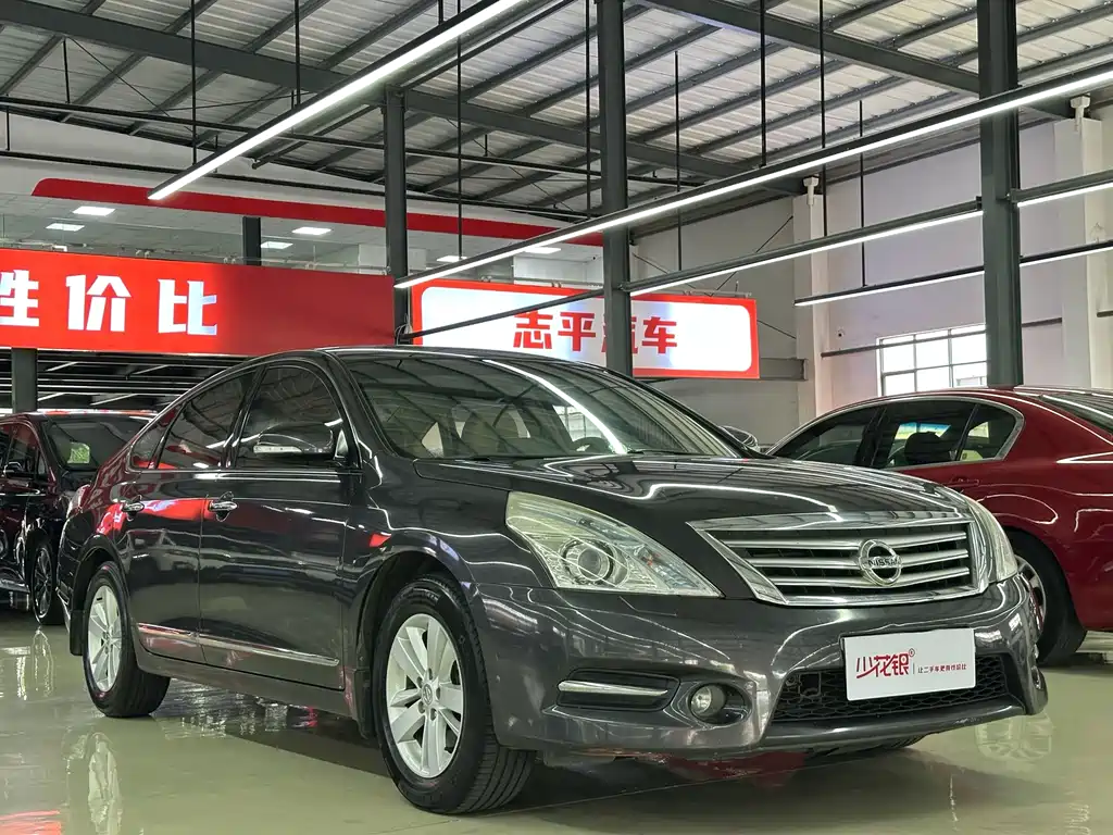 Teana 2.5 L XL Leading