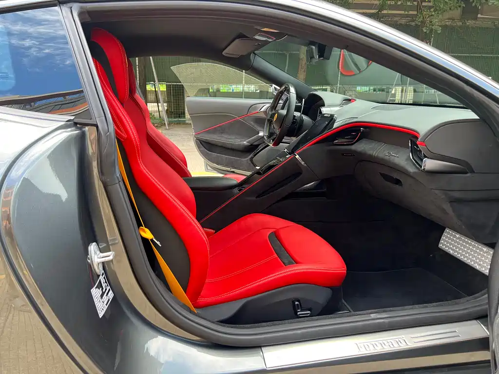 Roma 3.9 T V8