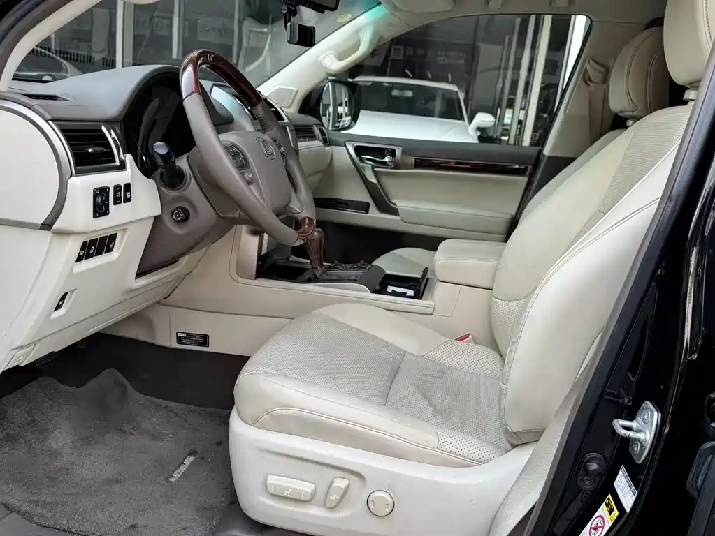 Lexus GX 460