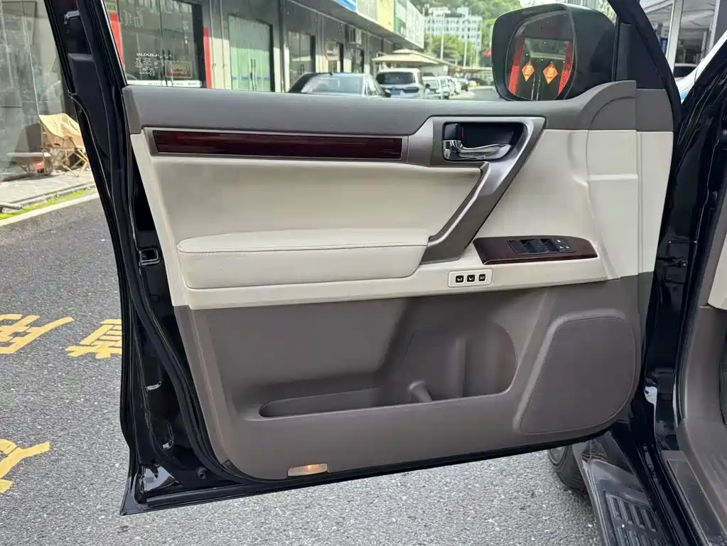 Lexus GX 460