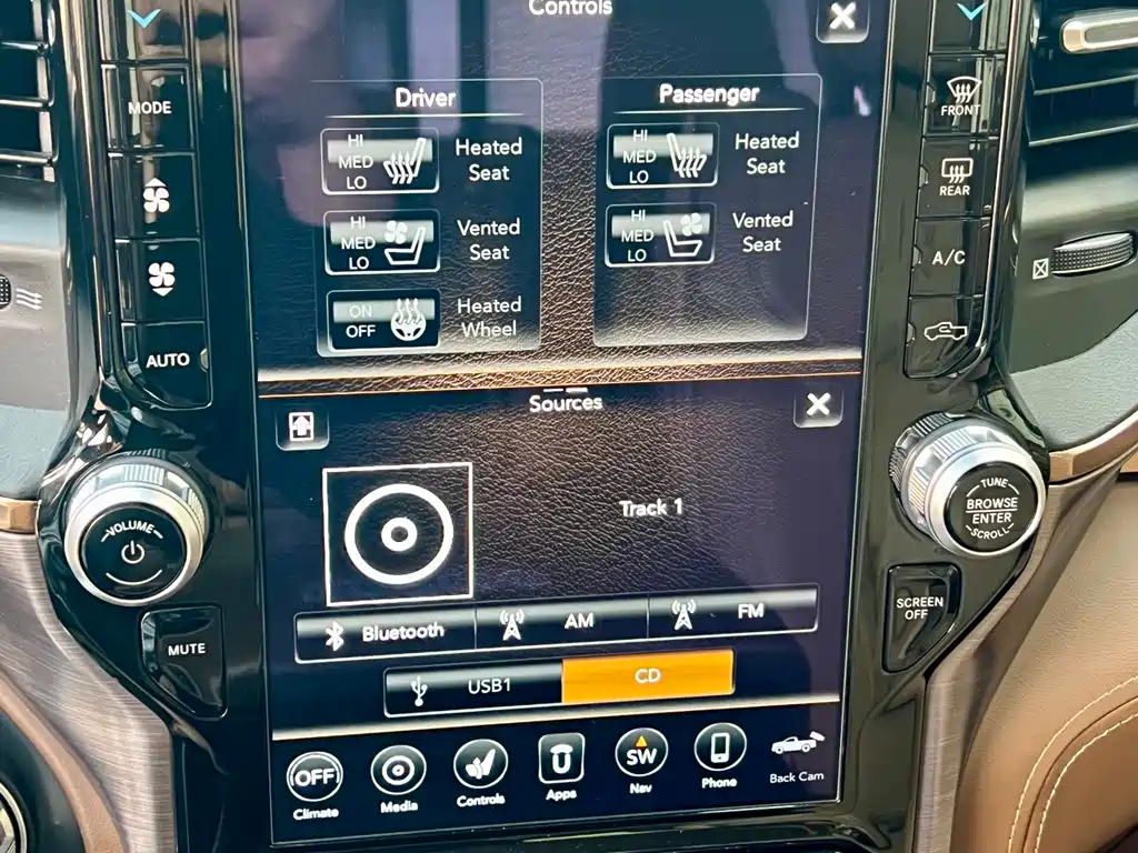 RAM Trucks 5.7 L Auto