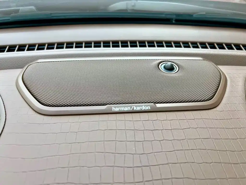 RAM Trucks 5.7 L Auto