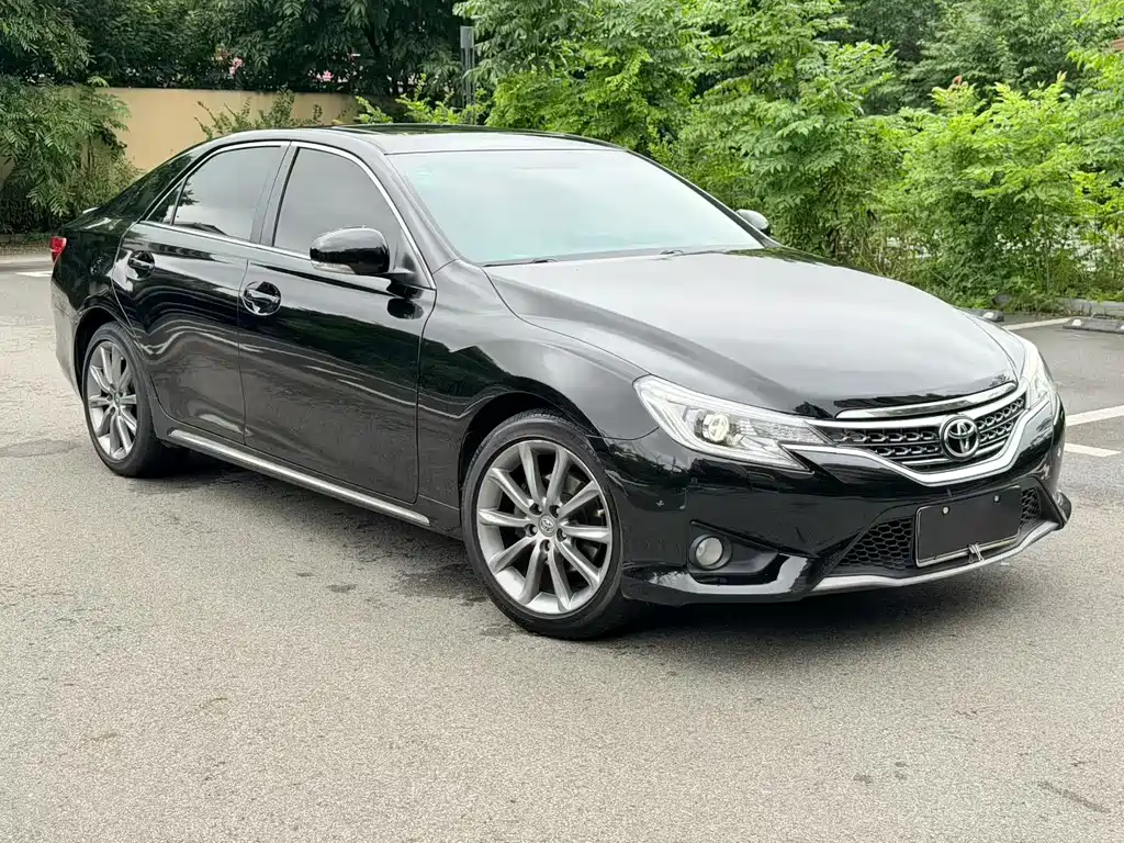 Mark X 2.5 V Style Sharp Navigation