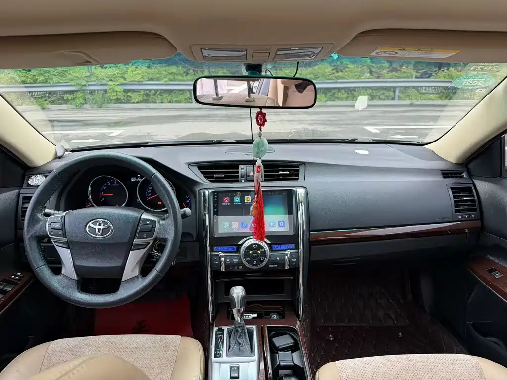 Mark X 2.5 V Style Sharp Navigation