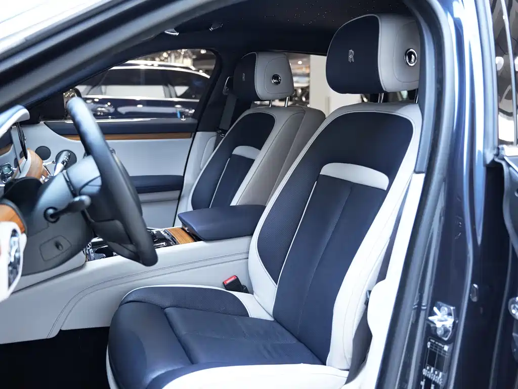 Ghost 6.7 T LWB Range
