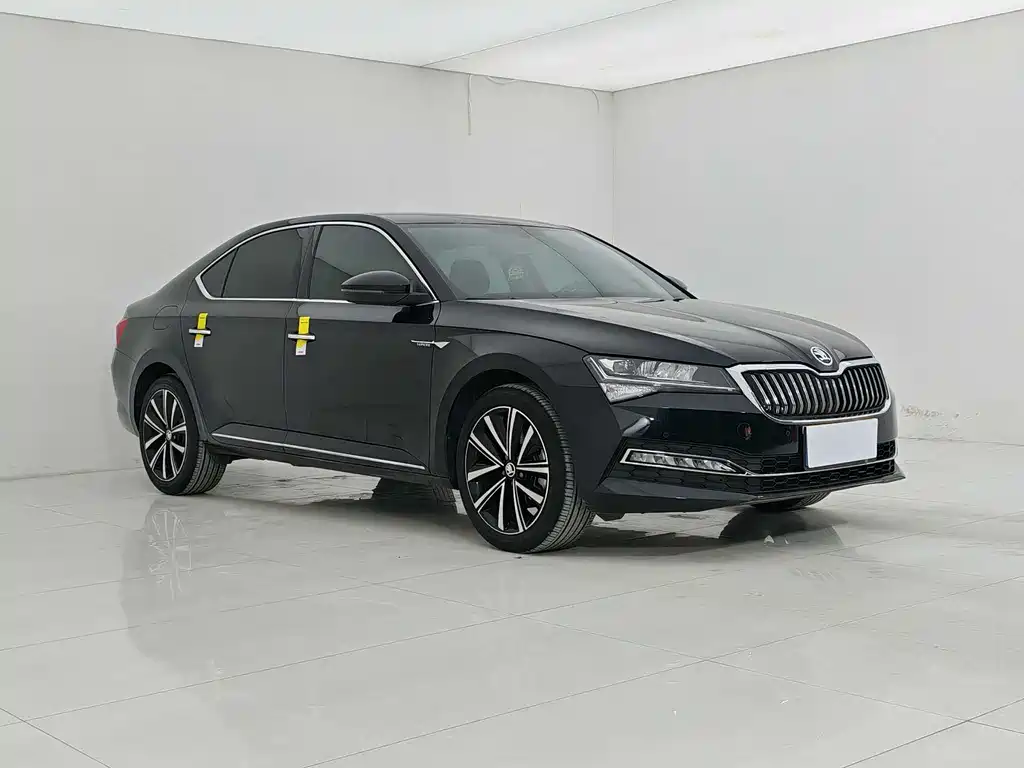 Superb TSI280 DSG Premium
