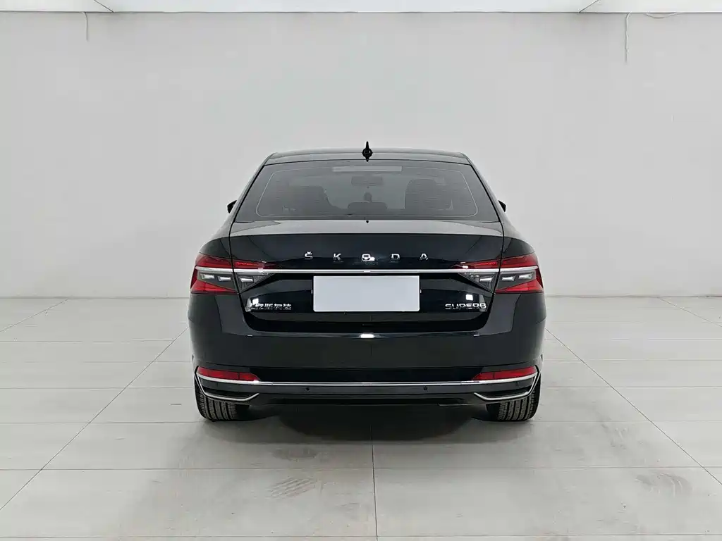 Superb TSI280 DSG Premium