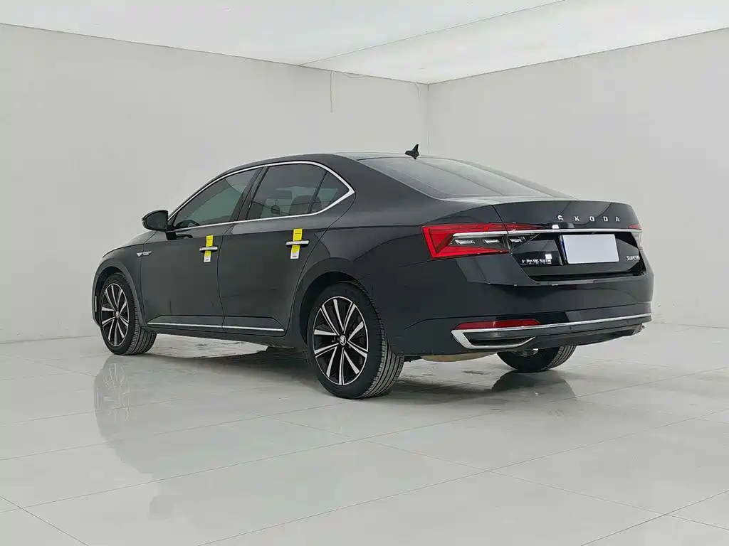 Superb TSI280 DSG Premium