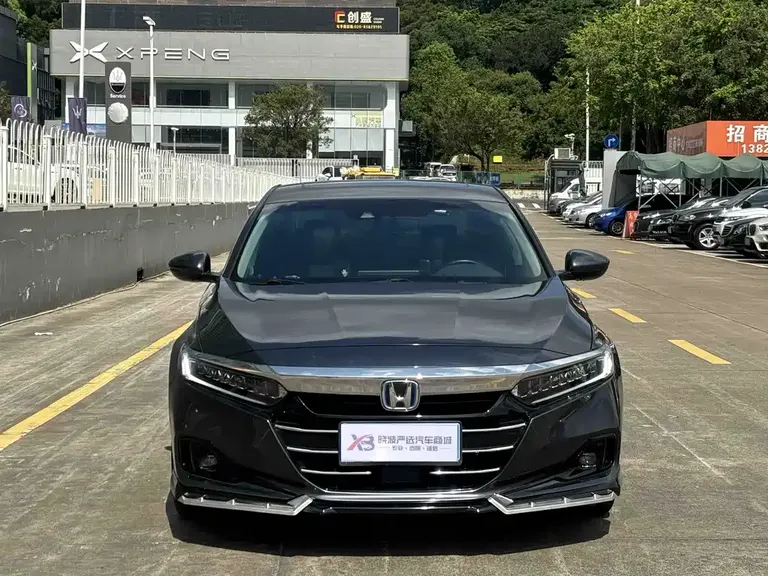 Honda Accord Sharp· Hybrid 2.0 L Sharp Leading