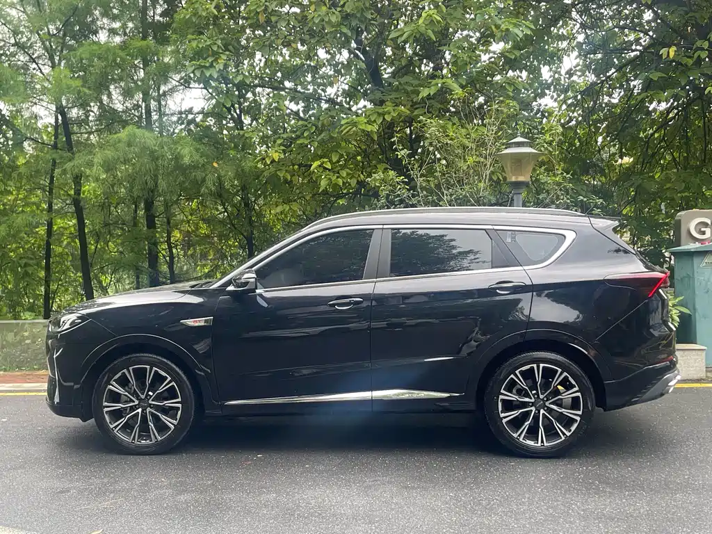 Jetour X70 PLUS 1.6 T DCT Land 5-seat