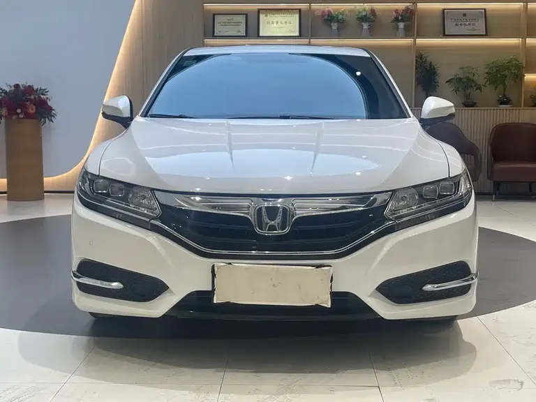 Honda Spirior 2.0 L Classic