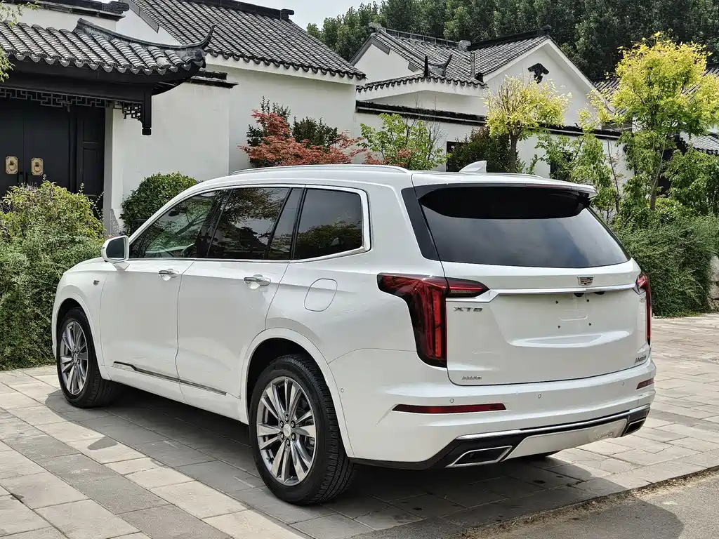 Cadillac XT6 28 T 6-seat 4 WD Luxury