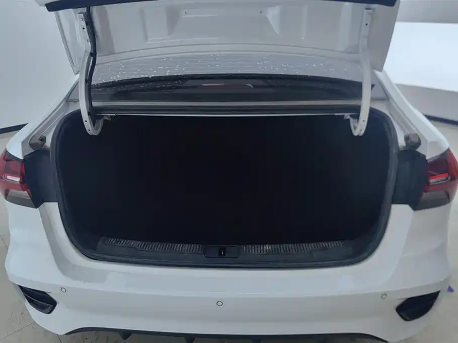 Roewe i5 1.5 L Manual Platinum