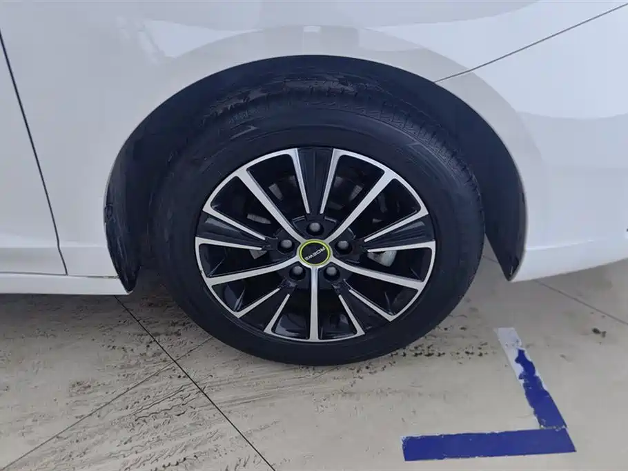 Roewe i5 1.5 L Manual Platinum